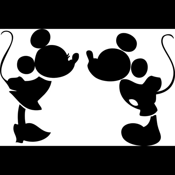 Profile Picture of Dani Cohen (@sellin4weddin) on Poshmark