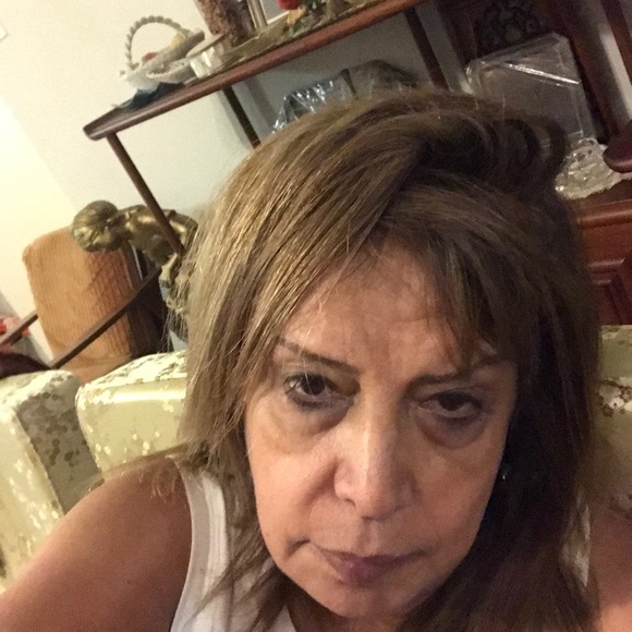 Profile Picture of Shahla Monfared (@hermes286) on Poshmark