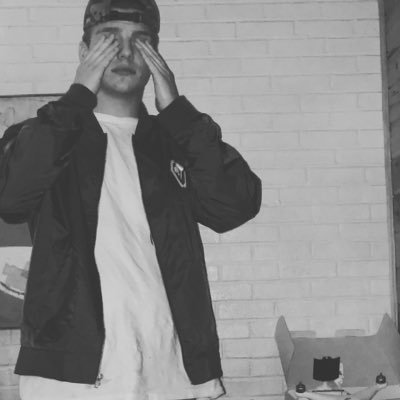 Profile Picture of Gary Streeter (@xstreeterrx) on Twitter