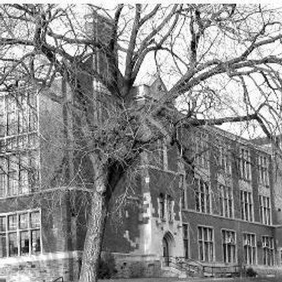 Profile Picture of Ursula Franklin Academy (@UFAOFFICEINFO) on Twitter