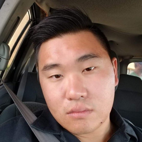 Profile Picture of Jimmy Cheng (@jch3ng) on Poshmark
