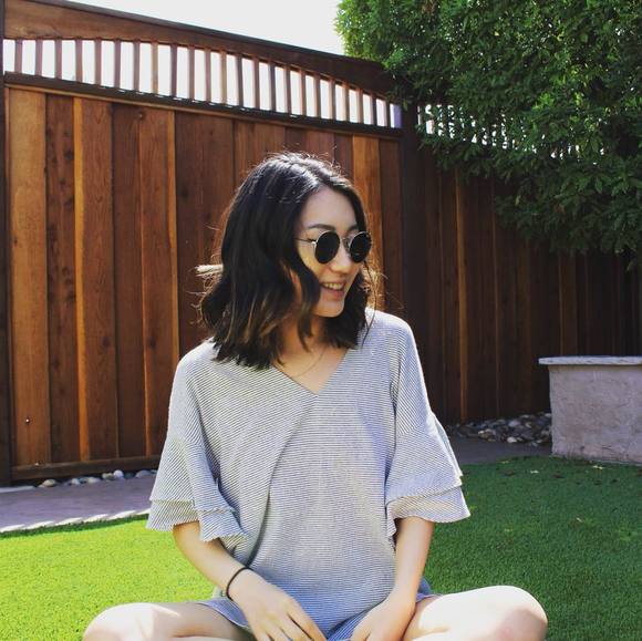 Profile Picture of Emma Iwasaki (@emmaomg) on Poshmark