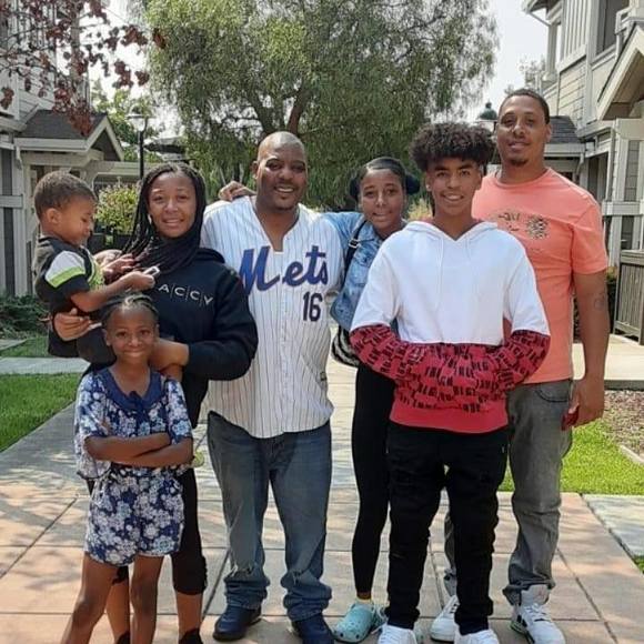 Profile Picture of Brian Sabathia (@sabathia5) on Poshmark