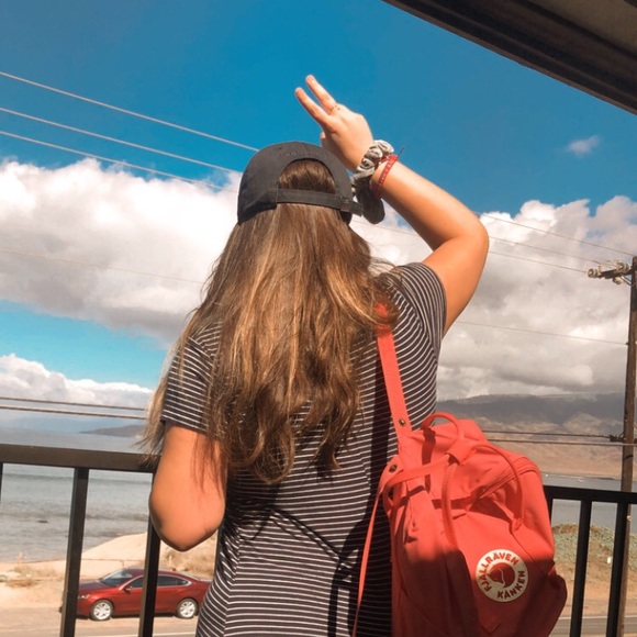 Profile Picture of Tavi Engberson (@taviengberson) on Poshmark