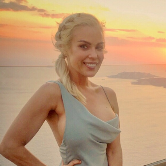 Profile Picture of Christal Walstead (@chrismwalstead) on Poshmark