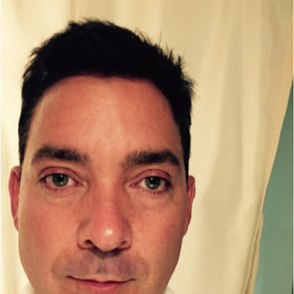 Profile Picture of Michael Petolino (@michaelpetolino) on Poshmark