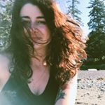 Profile Picture of Danielle Tocher (@fortuneandlove) on Instagram