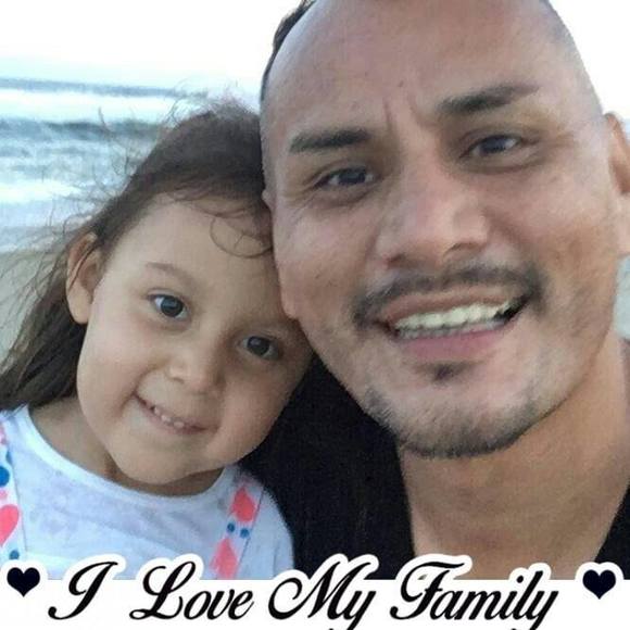 Profile Picture of Victor Trigoso (@victortrigoso) on Poshmark