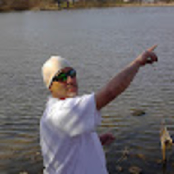 Profile Picture of Michael Rongione (@mikerong2970) on Poshmark