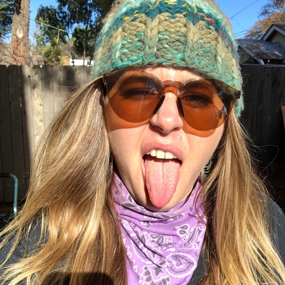 Profile Picture of Stephanie Sittner (@s_sittner) on Poshmark
