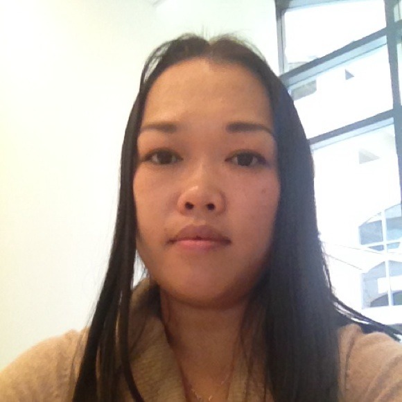 Profile Picture of Kim Lam (@chnzgerl) on Poshmark