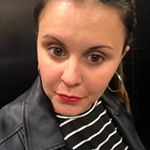 Profile Picture of CARLI VELTRI 🙋🏻‍♀️ (@carli.veltri) on Instagram
