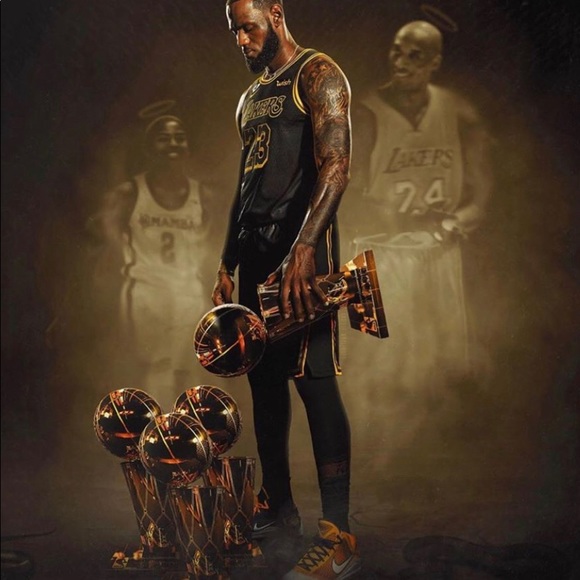 Austin Coyle - Poshmark Profile Picture of Austin Coyle (@aoyle) on Poshmark