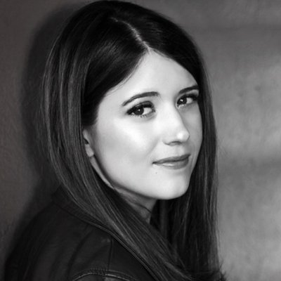 Profile Picture of Alexandra Bracken Updates (@alexbracken) on Twitter