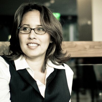 Profile Picture of Julia Molloy (@Julia_Molloy) on Twitter