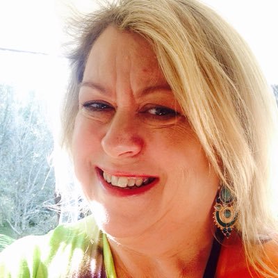 Profile Picture of Lisa Osborne (@lisaosborne63) on Twitter