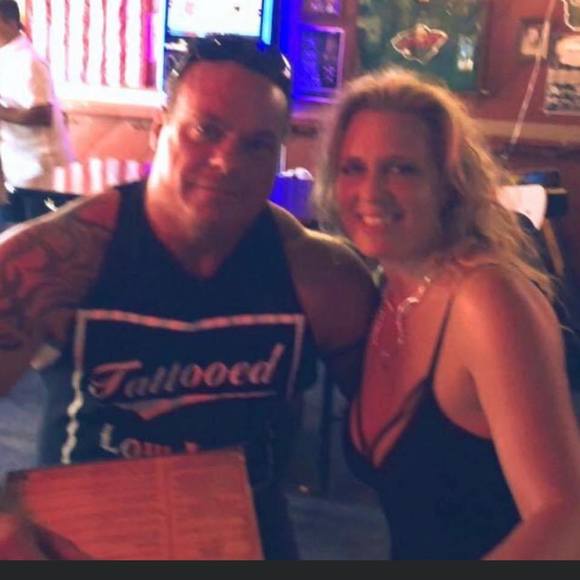 Profile Picture of Brad Redmond (@red3359) on Poshmark