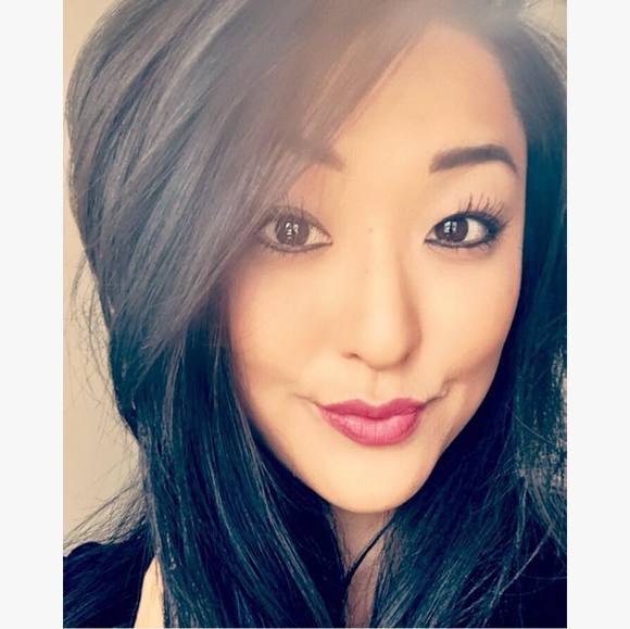 Profile Picture of Janna Moore (@jmoore7) on Poshmark