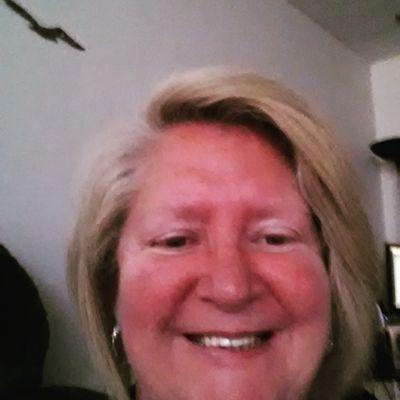 Profile Picture of Joann EASTMAN (@rubiesnan) on Twitter