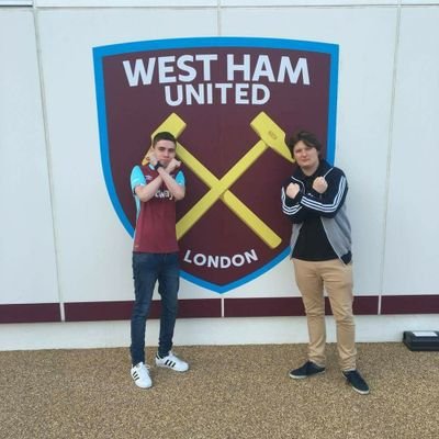 Profile Picture of Leon Elliott  ⚒ #GSBOUT (@LeonElliott96) on Twitter