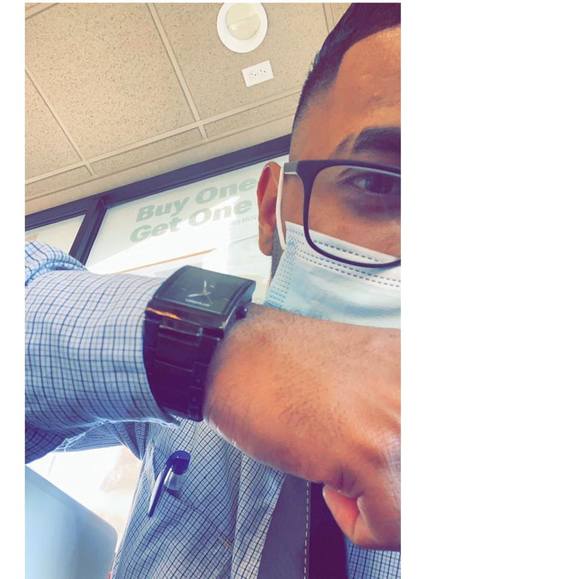 Profile Picture of Kartik Kumar (@kartikkuma) on Poshmark