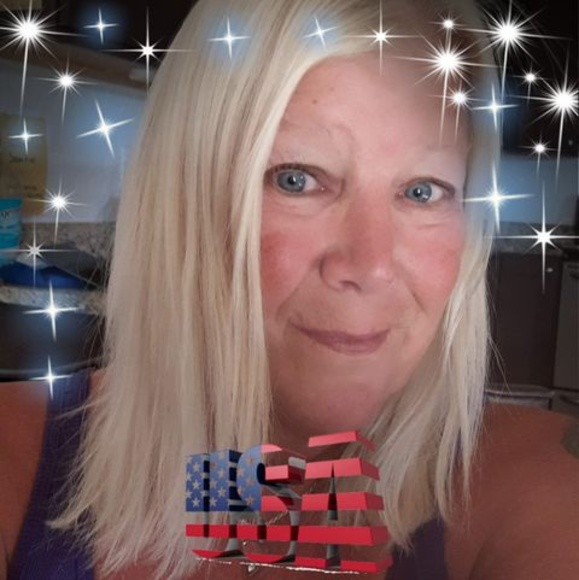 Profile Picture of Laurie Ashby (@laride25) on Poshmark