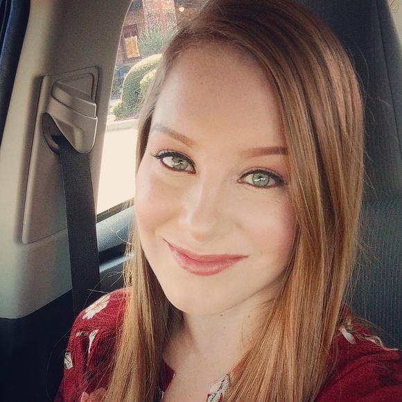 Profile Picture of Brianna Everts (@x3briannaboo) on Poshmark