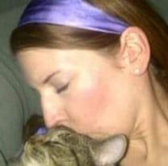 Profile Picture of Christina Carhart (@st1nac) on Poshmark