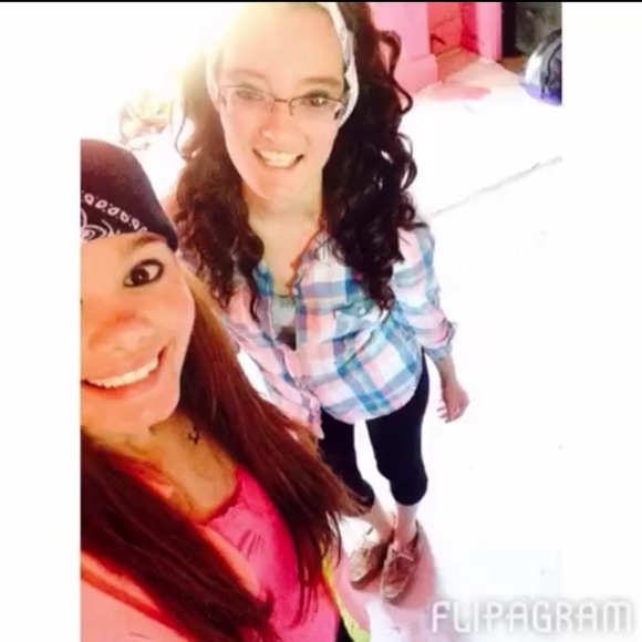 Profile Picture of Tehya Bass (@tehyaraya) on Poshmark