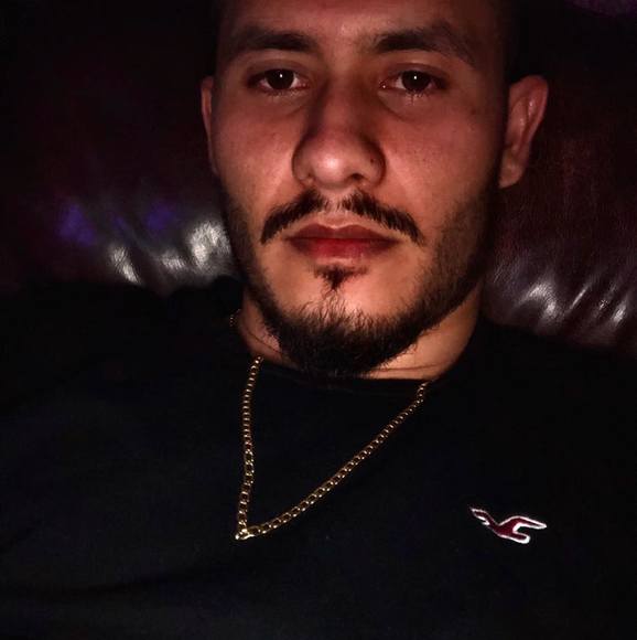 Profile Picture of Alejandro Ortiz serna (@rikiserna) on Poshmark