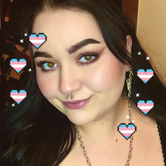 Profile Picture of Madelyn Leet (@leetmadelyn) on Poshmark