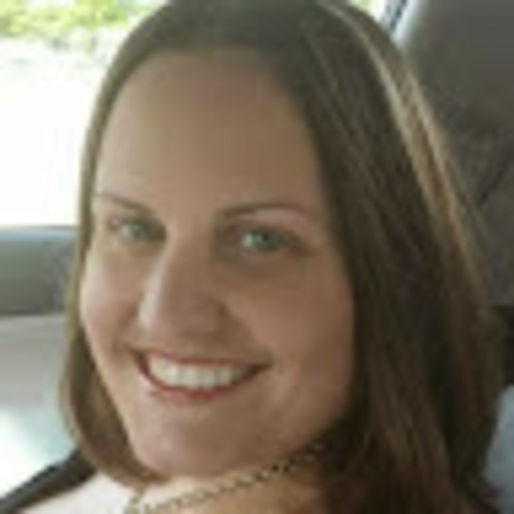 Profile Picture of Kristin Parady (@kristinparady) on Poshmark