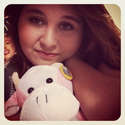 Profile Picture of Jessica Castaneda (@Jessie_Loveness) on Twitter