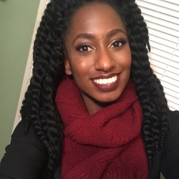 Profile Picture of Jasmine Summers (@jsummers32) on Poshmark