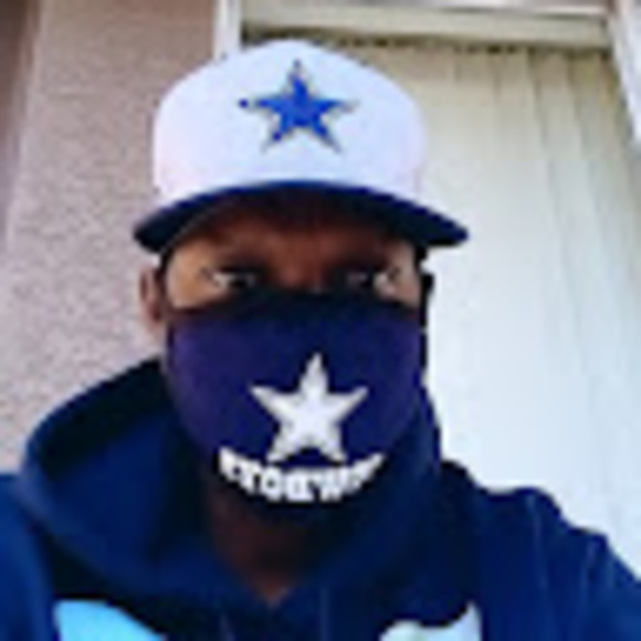 Profile Picture of Vincent Gordon (@bigvdogg) on Poshmark