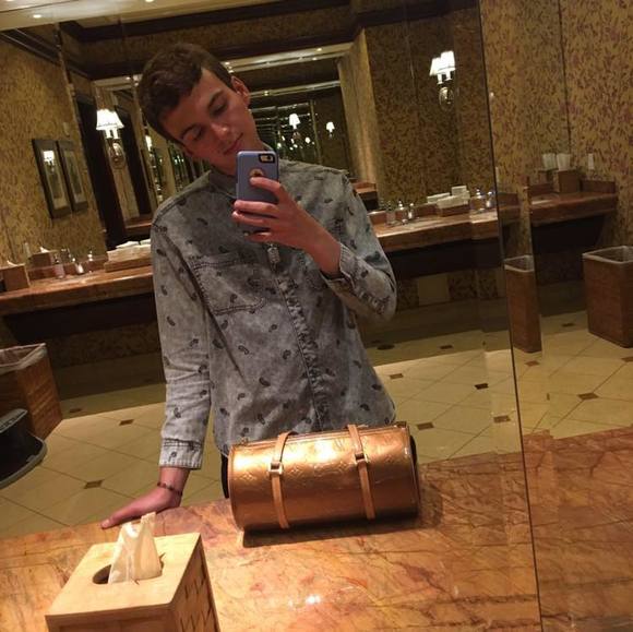 Profile Picture of Garrett Blatt (@gtennis1) on Poshmark