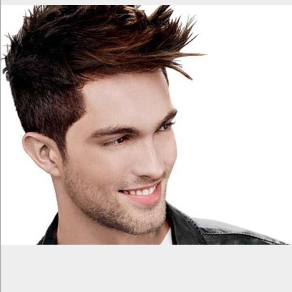 Profile Picture of Eric Simons (@eric309) on Poshmark