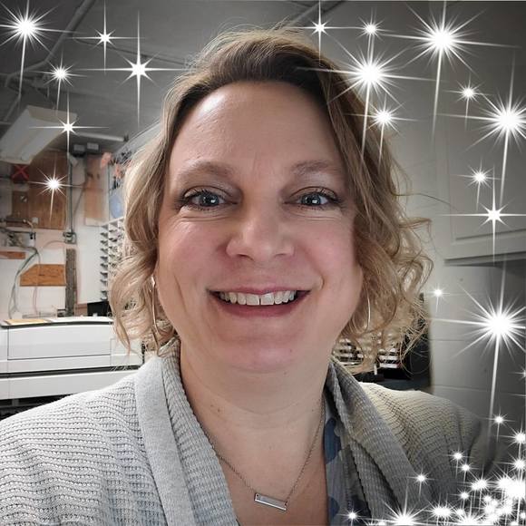 Profile Picture of Beth Reilly (@beth_reilly) on Poshmark