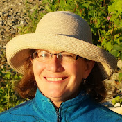 Profile Picture of Lillian Kennedy (@WeeklyArtLesson) on Youtube