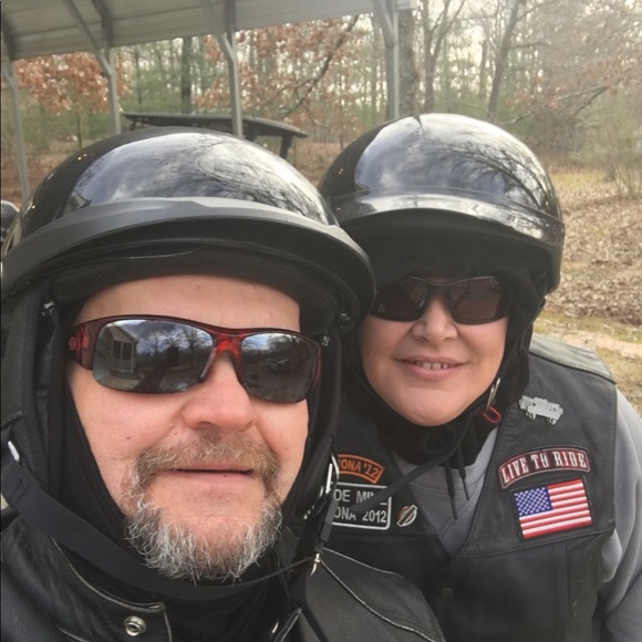 Profile Picture of Larry Howell (@lhowell2525) on Poshmark