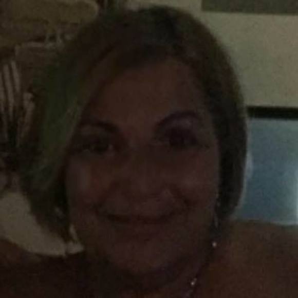 Profile Picture of Joanne Spatafora-jonkins (@jjonkins) on Poshmark