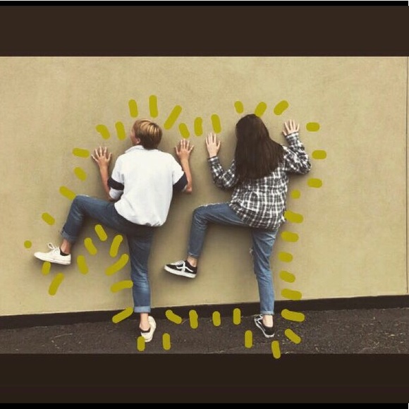 Caelyn Barteld - Poshmark Profile Picture of Caelyn Barteld (@caelyngbarteld) on Poshmark