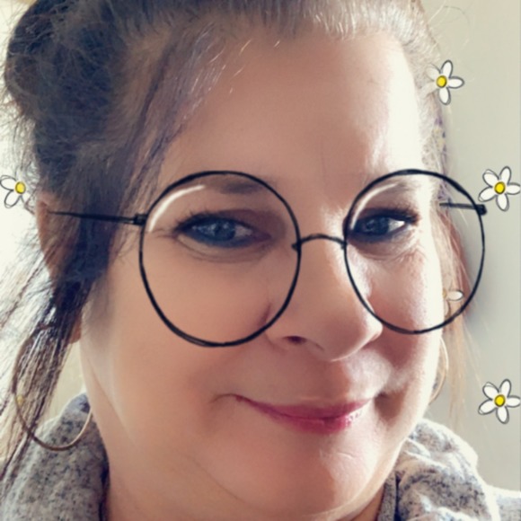 Profile Picture of Tammy Reckinger (@grammy34) on Poshmark