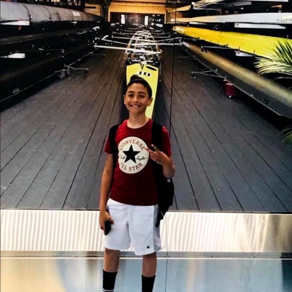 Thiago Silva - Poshmark Profile Picture of Thiago Silva (@teathebea) on Poshmark