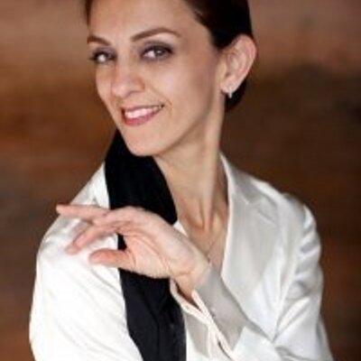 Profile Picture of Elma Navasartian (@TinkerE) on Twitter
