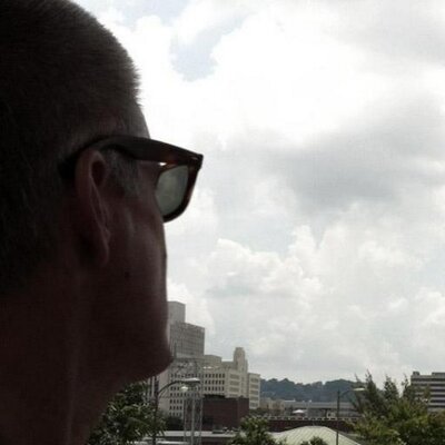 Profile Picture of Jay Reeves (@Jay_Reeves) on Twitter