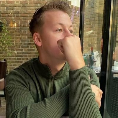 Profile Picture of Tom (@_TomBolton) on Twitter