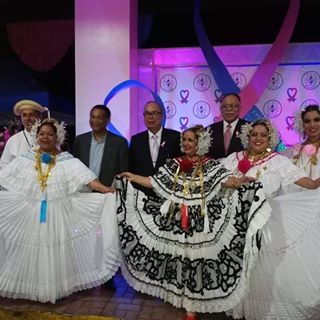 Profile Picture of Maria Almengor (@maria.almengor.319) on Facebook