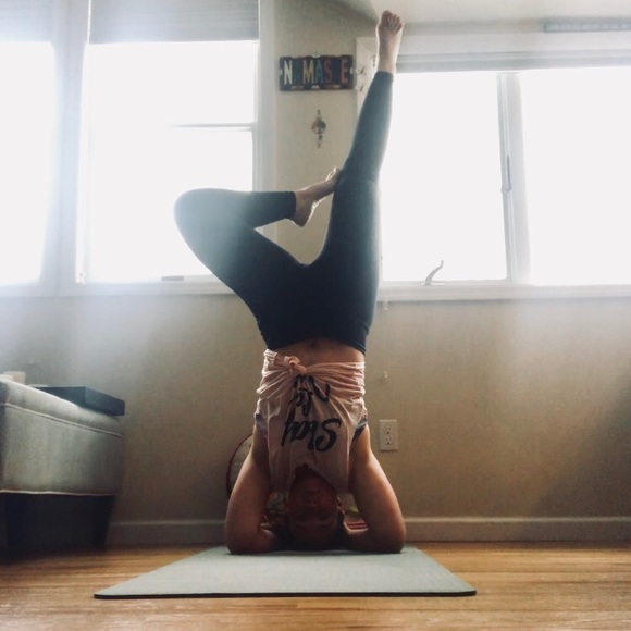 Profile Picture of Dania Scoccimarro (@happybride) on Poshmark