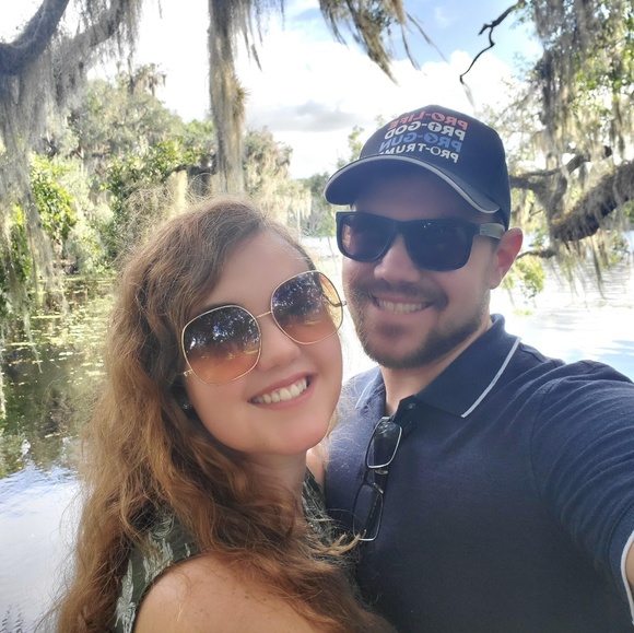 Savannah Griswold - Poshmark Profile Picture of Savannah Griswold (@savygris) on Poshmark